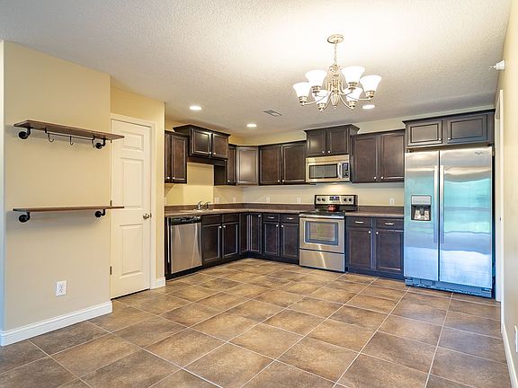2nd image of 4181 Creek Hill Dr