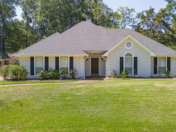 4th image of 313 Autumn Crest Dr