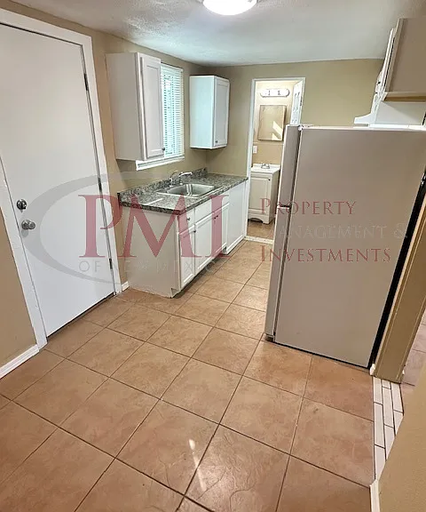 807 Chaparro Street #3 — Photo 10