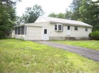 15 Pinewood Dr, Merrimack, NH 03054