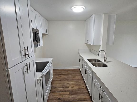2nd image of 10117 Gunn Ave APT D3