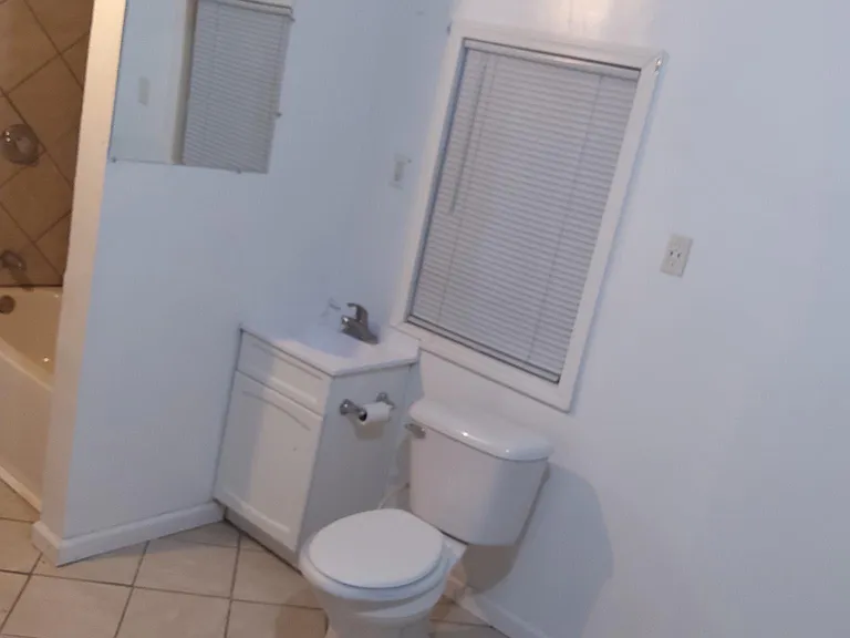 2313 Georgia St #B — Photo 2