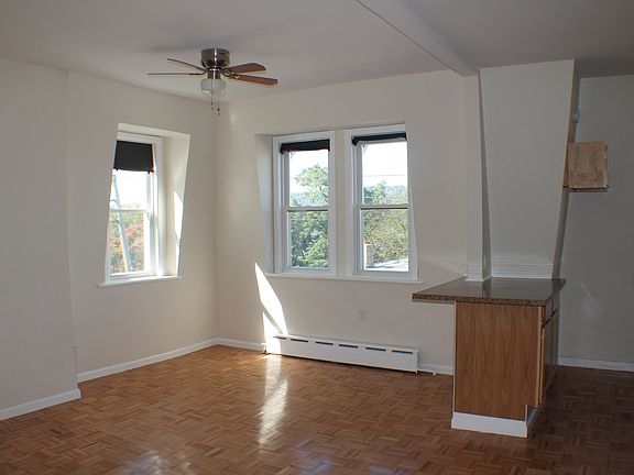 3rd image of 72 Buena Vista Ave #0