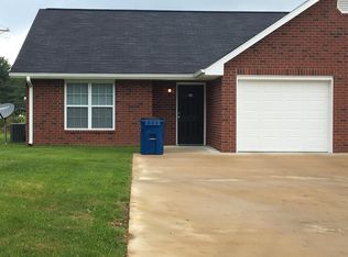 15 Parker Ridge Rd, Manchester, TN 37355