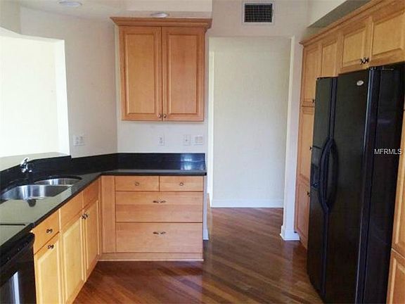4th image of 4750 Dolphin Cay Ln S APT 201