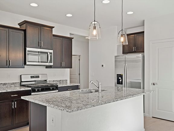 Welcome to the 1560 floorplan.