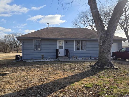1934 NE Jefferson St, Topeka, KS 66608