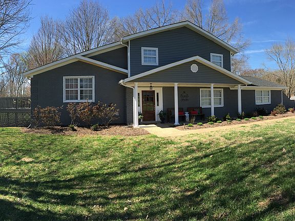 2nd image of 3501 Sanford Dr