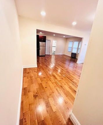 4th image of 190-60 111th Ave #1