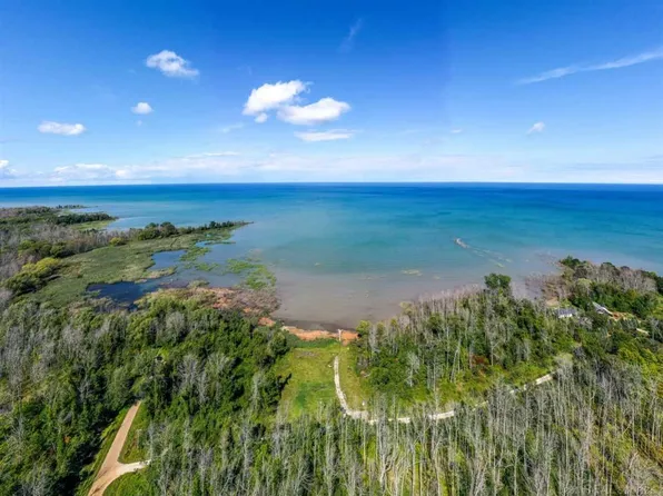 7141 Scherret Rd, Port Hope, MI 48468