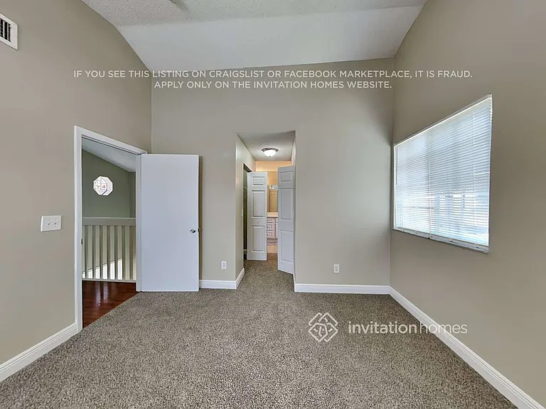 10129 SW 223rd Ter — Photo 9