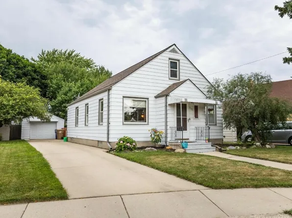 7522 25th AVENUE, Kenosha, WI 53143