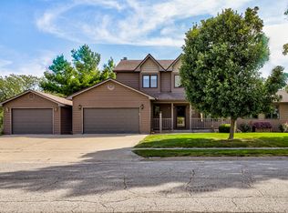 328 S Logan St, Roland, IA 50236