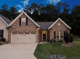 6149 Sunny Brook Dr, Clemmons, NC 27012