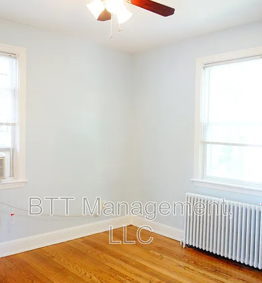 8405 Greenwood Ave #2 — Photo 20