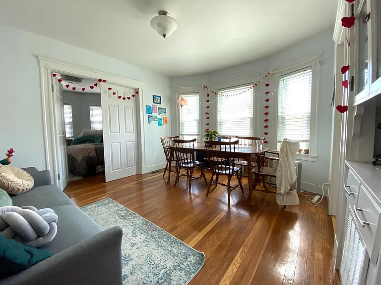 2 Vassar St #1 — Photo 6