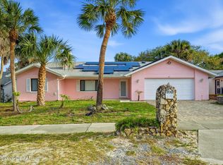 808 E 1st Ave, New Smyrna Beach, FL 32169