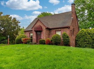 18 Winter St, Dedham, MA 02026