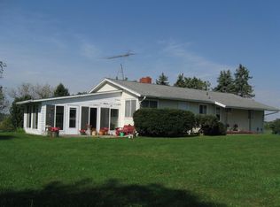 2147 285th St, Toledo, IA 52342
