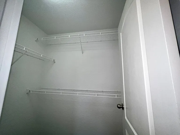 2620 Regency Oak Ln — Photo 19