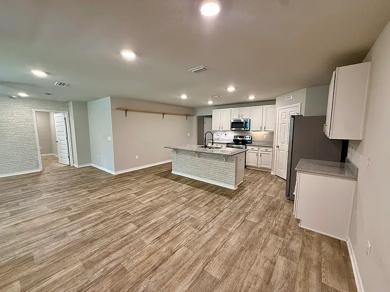 848 Jacobs Way — Photo 15
