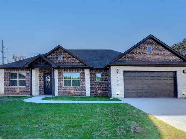 5012 Moss Rock Trl, Granbury, TX 76048