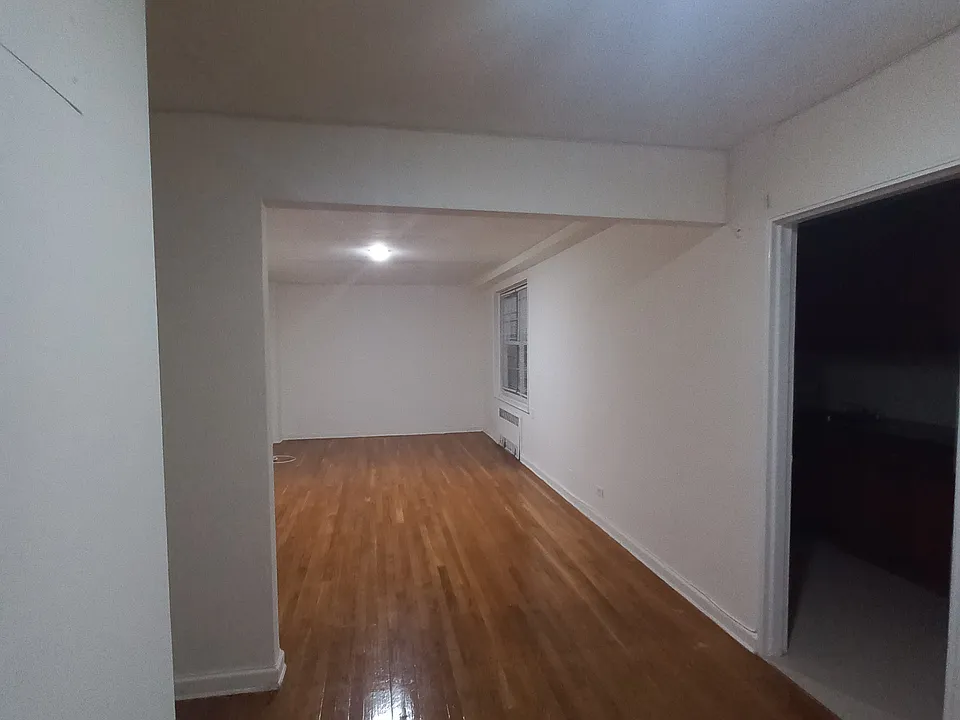 14077 Burden Cres #1