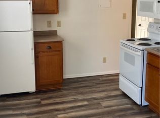 3220 81st St E #11, Inver Grove Heights, MN 55076