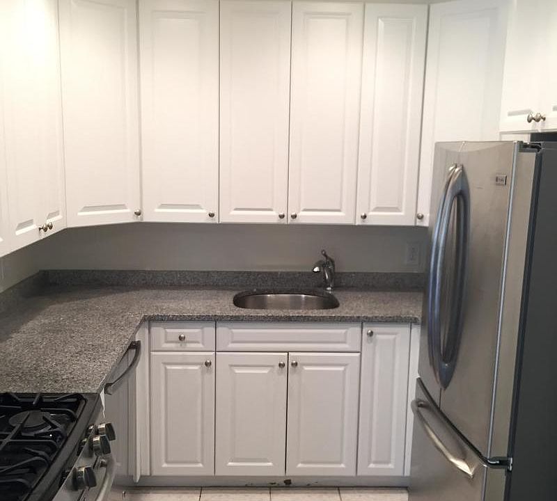 1st image of 24520 Grand Central Pkwy APT 3L