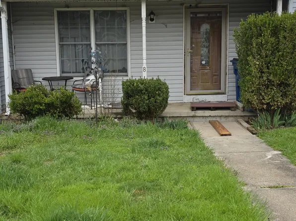 8 Cypress Dr, Bristol, MD 21901