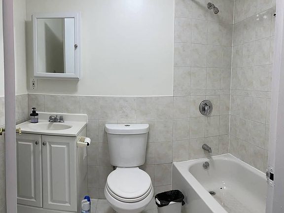 4th image of 8701 Kingston Pl #1
