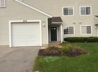 203 Hunters Ln NE, Rockford, MI 49341