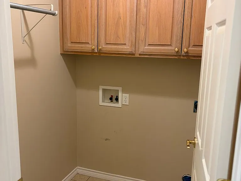 4343 Garden Grove Ln — Photo 12
