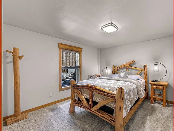5th image of 308 W Montana Ave #2