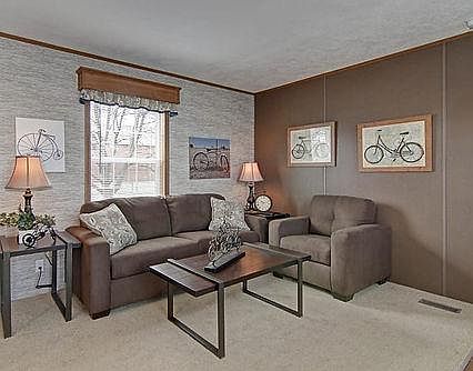 4th image of 2125 Geneva Hwy #04fcb60b0