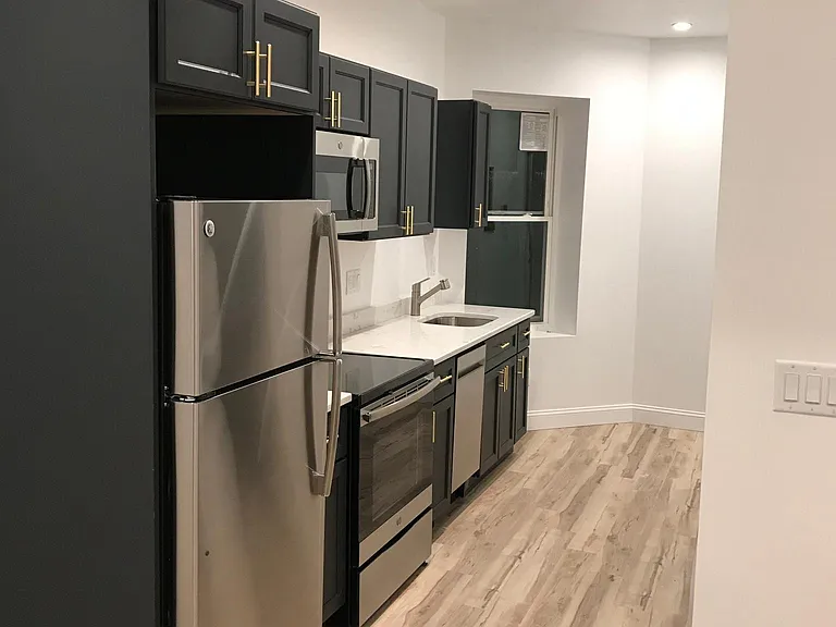 2138 N Uber St #3 — Photo 2