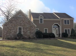 55 E Indian Springs Dr, Glenmoore, PA 19343