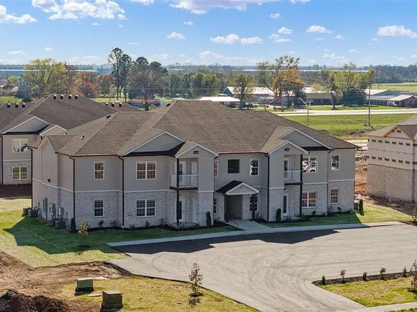 5384 Baker Springs Street