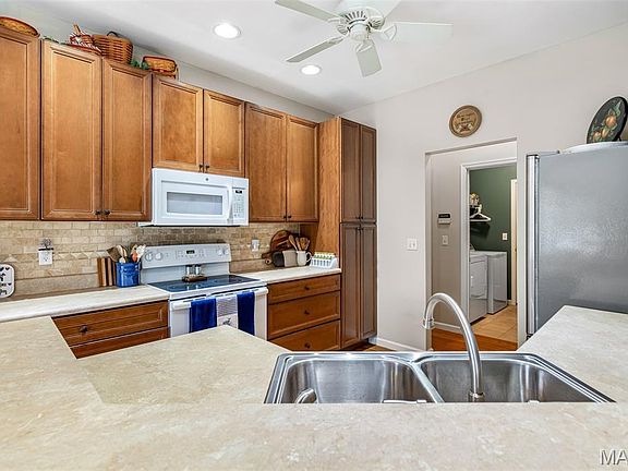 5th image of 5640 Hillcamp Ct