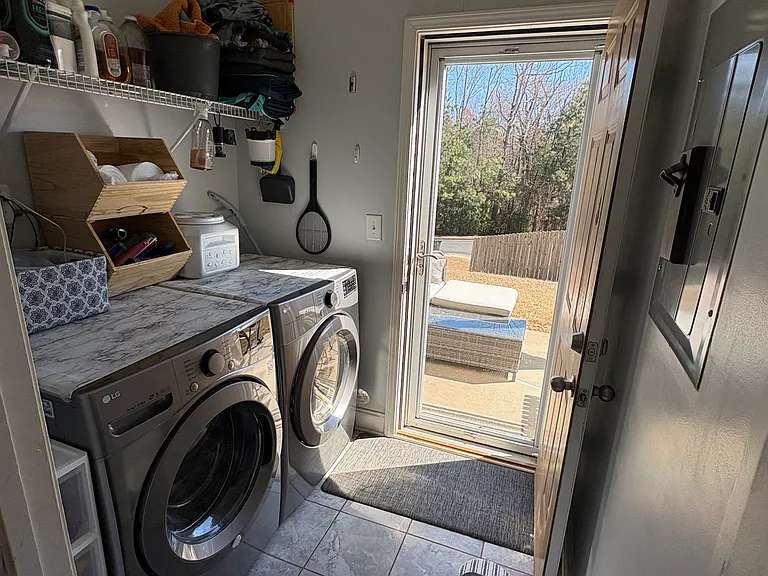 1510 Binghampton Cir — Photo 3