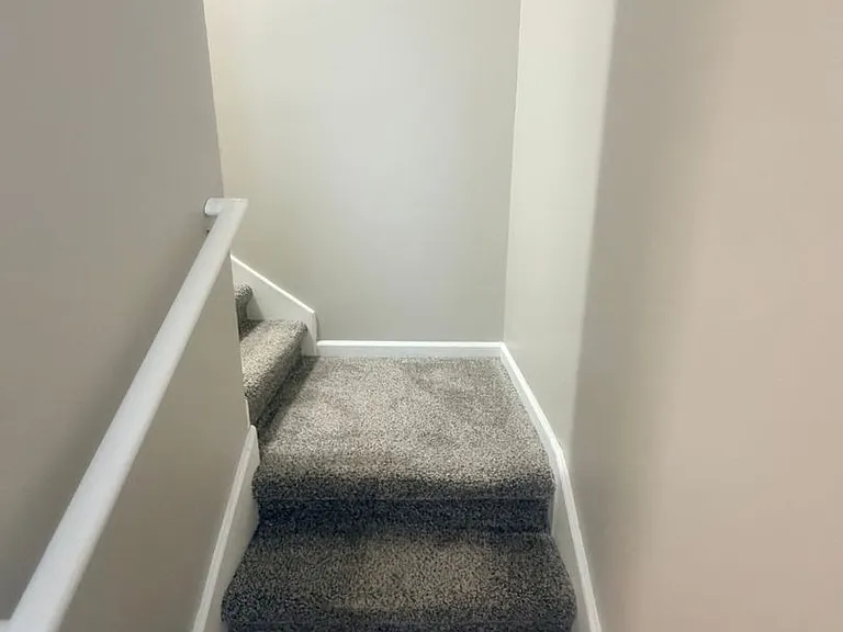 2519 Cedar Ln NE — Photo 17