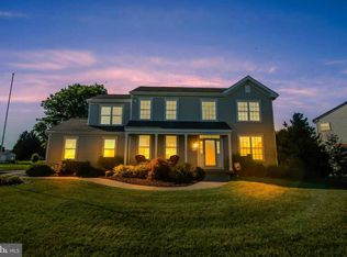 217 Riveredge Dr, New Castle, DE 19720