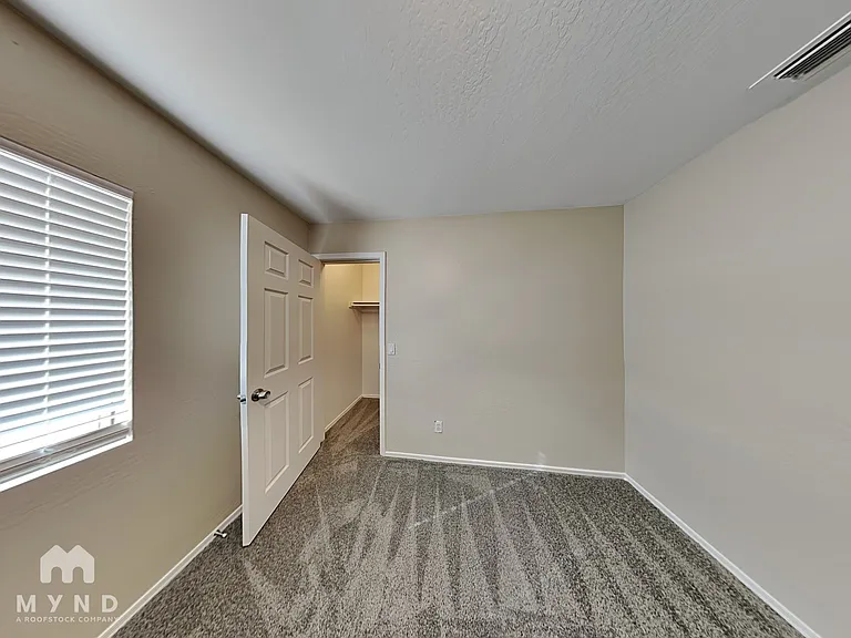 11821 W Cortez St — Photo 23