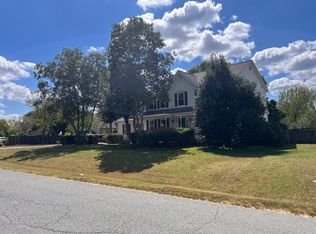 5709 Heritage Hills Cir, Fredericksburg, VA 22407
