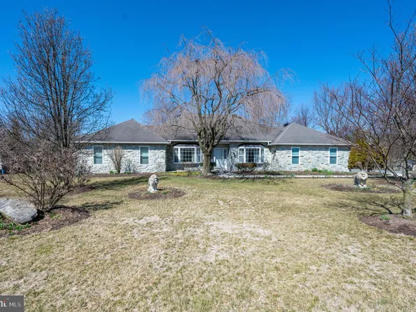 124 Rhoads Rd, Kutztown, PA 19530