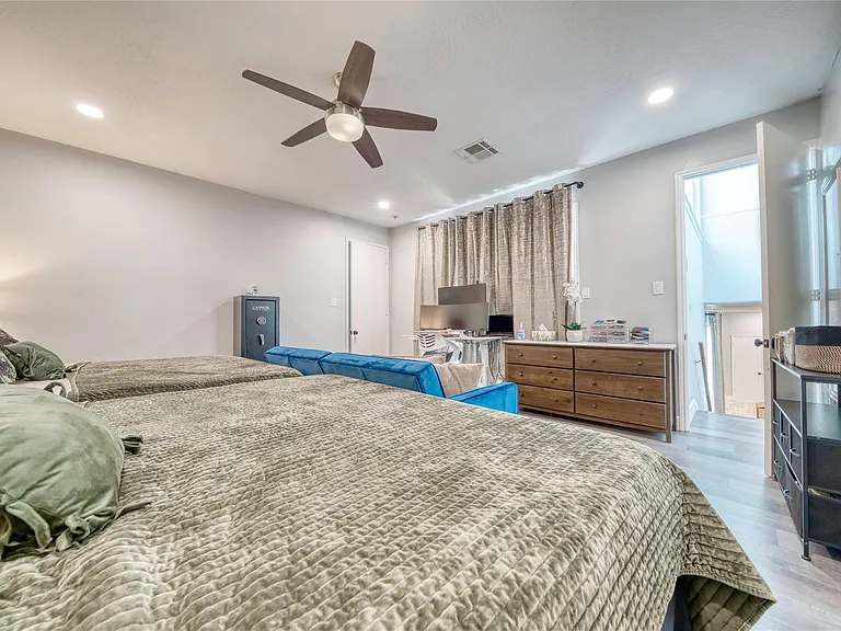 7606 Portal Dr — Photo 22