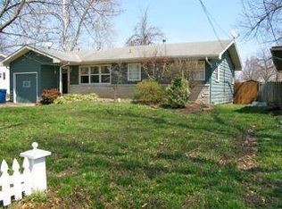 2302 S Delaware Ave, Springfield, MO 65804