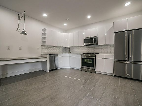 2nd image of 1430 Germantown Ave #3
