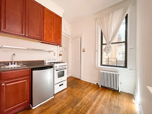 Rented by Oxford Property Group | media 2