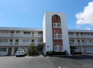 130 Doolen Ct APT 102, North Palm Beach, FL 33408